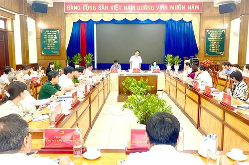 Hội nghị Ban Thường vụ Huyện ủy Chợ Mới kiểm điểm thực hiện nhiệm vụ chính trị năm 2023