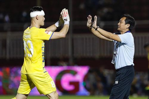 4 điểm nhấn vòng 4 V.League