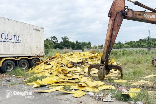 Cân gian phế liệu, 4 đối tượng bị điều tra