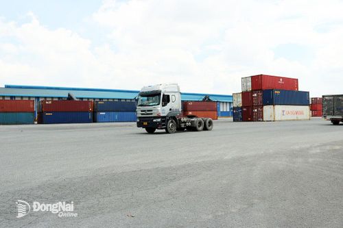 Vận tải hàng hóa và dịch vụ kho bãi tăng trưởng cuối năm