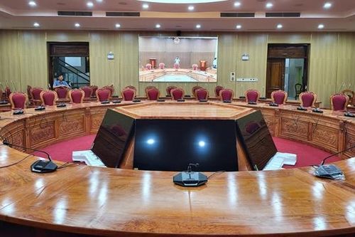 Bên trong Hội trường 'xịn' nhất Quảng Ngãi