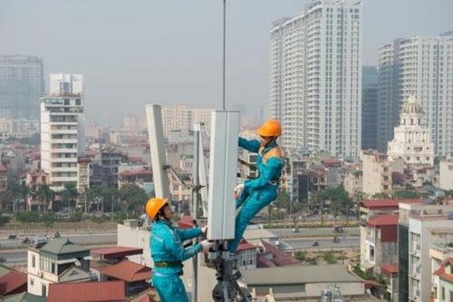 Đẩy nhanh việc chuyển đổi số tổng thể bằng tắt sóng 2G
