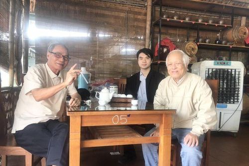 Đi một đỗi đàng ...