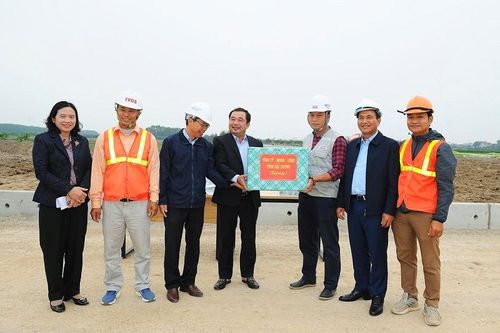 Lãnh đạo tỉnh Hải Dương kiểm tra một số dự án đầu tư công trên địa bàn