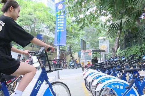 Xe đạp công cộng hấp dẫn người dân Thủ đô