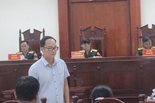 Cựu quân nhân gây tai nạn làm chết nữ sinh bị tuyên 14 tháng tù