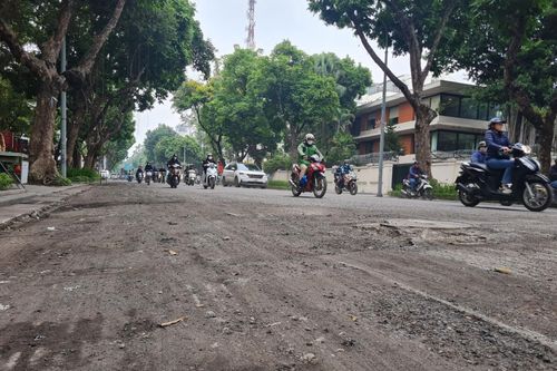 Điệp khúc cuối năm lại đồng loạt 'đào bới, xới đường' khắp các ngả
