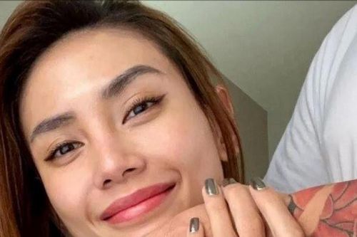 Siêu mẫu Võ Hoàng Yến cầu hôn bạn trai người Mỹ