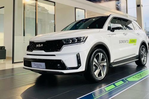 Tin xe hôm nay 6/12: Loạt xe hybrid siêu giảm giá tại Việt Nam, 'đàn em' của Ford Everest chịu lỗ khó tin