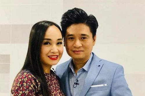 Vợ chồng nghệ sĩ Tấn Minh - Thu Huyền cùng nhận tin vui trở thành NSND
