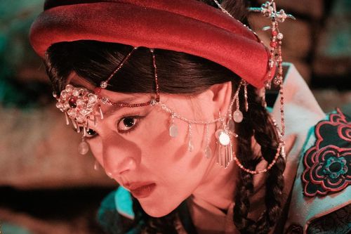 Lan Phương kể chuyện 'chạy thục mạng' khi quay phim 'Tết ở làng Địa Ngục'