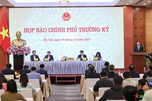 Phấn đấu hoàn thành mục tiêu tăng trưởng GDP năm 2024 đạt 6-6,5%
