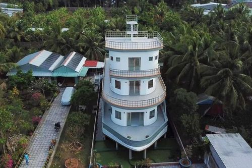 Chiêm ngưỡng ngôi nhà du thuyền 'độc nhất vô nhị' ở Việt Nam