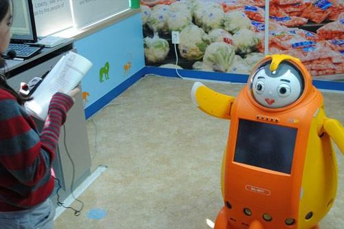 Hàn Quốc đưa robot vào dạy tiếng Anh