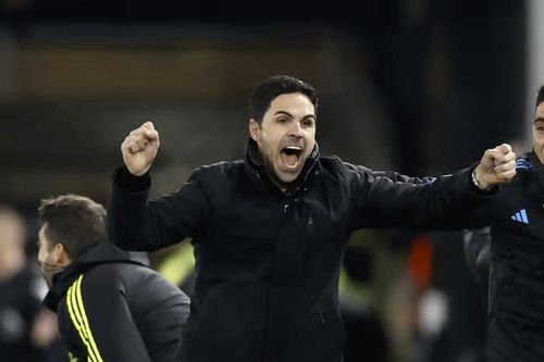 HLV Arteta quá khích, Arsenal trả giá đắt
