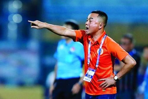 'Người đặc biệt' của bóng đá Việt Nam