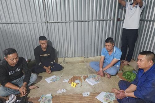 Tăng cường truy quét tội phạm cờ bạc dịp cuối năm