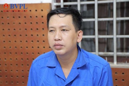 Giết người rồi về quê lẩn trốn