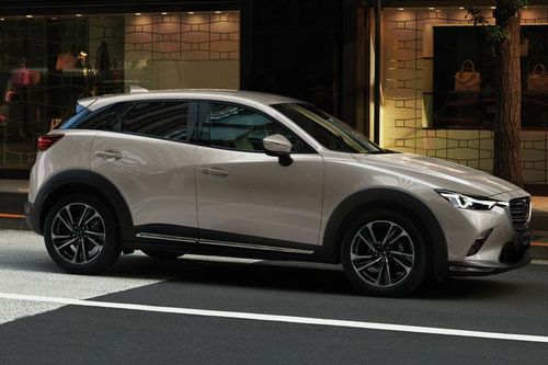 Đối thủ của Toyota Corolla Cross trình làng, giá từ 581 triệu đồng