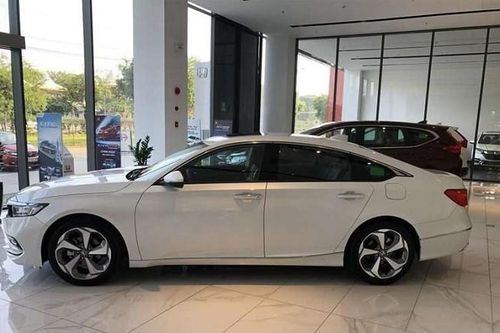 Khách Việt 'sửng sốt' với mẫu sedan Honda giảm giá hơn 200 triệu đồng, giá thực tế rẻ chưa từng có