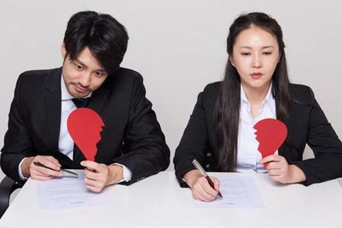 Ly hôn - câu chuyện trên bàn tròn xã hội - Bài cuối: Vì sao tỷ lệ phụ nữ đứng đơn ly hôn cao?