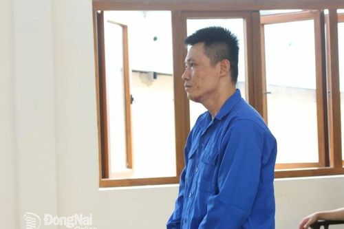 Tưới xăng đốt vợ, lãnh 16 năm tù
