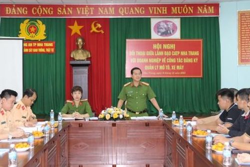 Công an TP. Nha Trang: Đối thoại với doanh nghiệp về công tác đăng ký, quản lý xe mô tô, xe máy