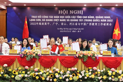 Quan hệ Việt Nam – Trung Quốc phát triển trên những nền tảng tích cực, thuận lợi – Bài 1: Thúc đẩy hợp tác địa phương lên tầm cao mới