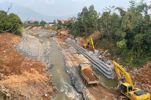 Phú Thọ bố trí hơn 56 tỉ đồng xử lý khẩn cấp sạt lở đê, kè