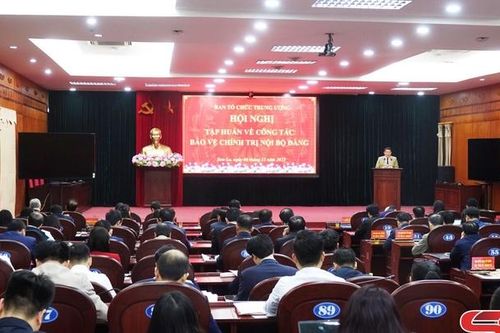 Tập huấn công tác bảo vệ chính trị nội bộ Đảng