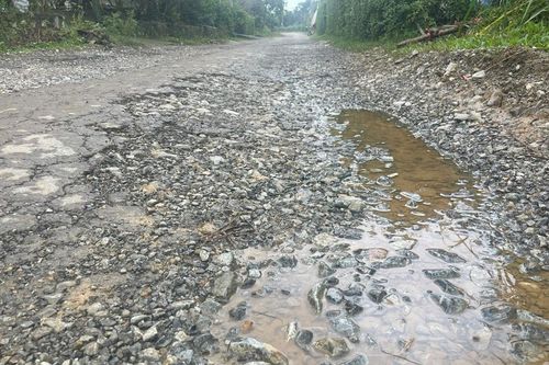 Minh Hóa (Quảng Bình): Đường liên xã xuống cấp nghiêm trọng, ảnh hưởng cuộc sống người dân