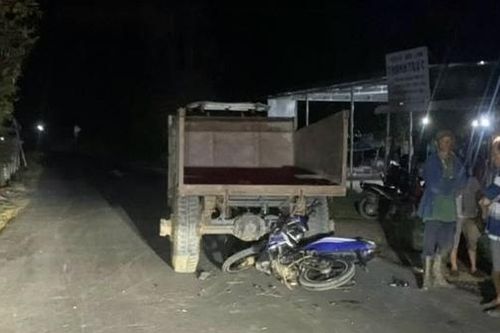 Tông vào đuôi máy cày, nam thanh niên đi xe máy tử vong