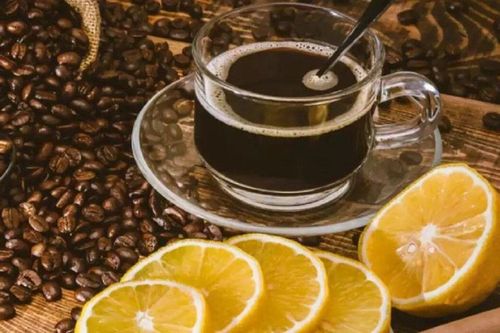 Uống chanh với cà phê có giúp bạn giảm cân, lấy lại vóc dáng thon gọn?
