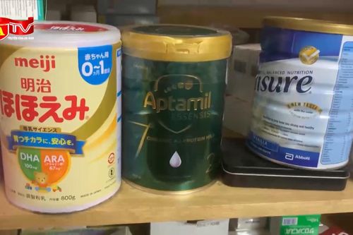 'Đột kích' 2 kho hàng lậu trị giá gần 2 tỷ đồng nằm ở trung tâm thành phố