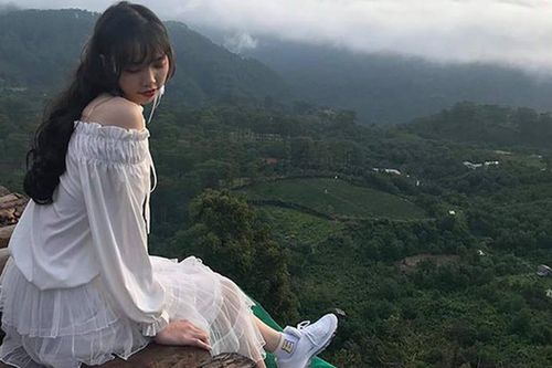Tuyển thủ bóng chuyền nữ Việt Nam cao hơn bạn trai gần 20cm, báo tin vui cho người hâm mộ