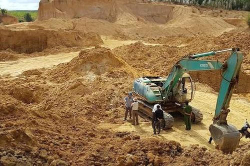 Thế nào là khai thác khoáng sản trái phép?