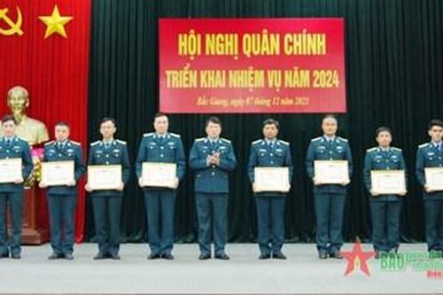 Sư đoàn 365 và Sư đoàn 377 của Quân chủng Phòng không - Không quân triển khai nhiệm vụ năm 2024