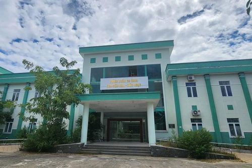 Đừng bỏ hoang phòng khám bệnh được đầu tư hàng chục tỷ đồng