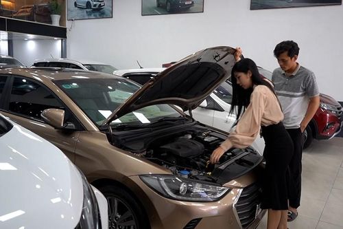 Ôtô cũ 'chạy lướt' từ 400 - 800 triệu tăng thanh khoản dịp cuối năm