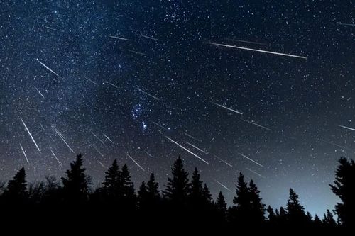 Mưa sao băng giữa tháng 12: Người Việt ngắm thế nào đẹp nhất?
