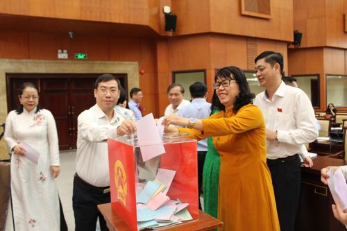 TPHCM công bố kết quả bỏ phiếu tín nhiệm của HĐND với 31 cán bộ chủ chốt