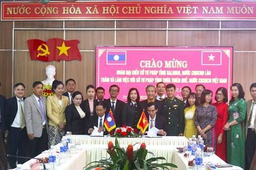 Tăng cường mối quan hệ hợp tác về pháp luật và tư pháp giữa Sở Tư pháp tỉnh Thừa Thiên Huế và Sở Tư pháp tỉnh Salavan (Lào)