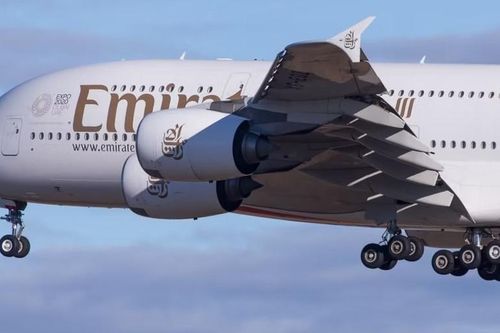 Trần máy bay Airbus A380 nứt toác, 14 khách bị thương khi đi qua vùng nhiễu động