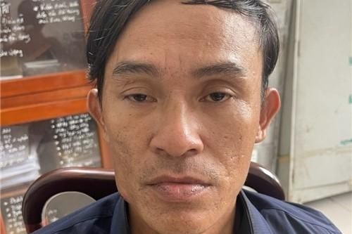 Phê chuẩn khởi tố bị can đối tượng đâm chết em ruột