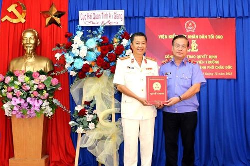 Đồng chí Lê Long Hào giữ chức Viện trưởng VKSND TP Châu Đốc