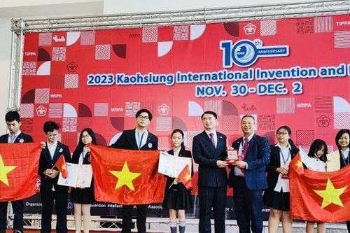 Học sinh Hà Nội đạt thành tích xuất sắc tại kỳ thi Phát minh và Sáng chế