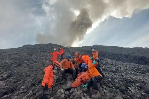 Vụ núi lửa phun trào ở Indonesia: Chấm dứt hoạt động tìm kiếm và cứu hộ