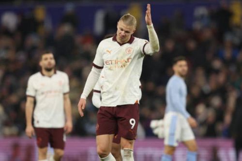 Nhà ĐKVĐ Man City khủng hoảng