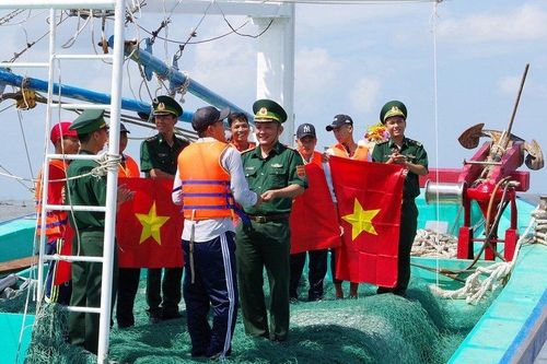 Nắm chắc tình hình, quản lý bảo vệ chặt địa bàn biên giới biển đảo