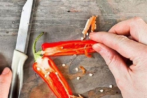 Mẹo xử lý khi bị ớt dính lên da, mắt